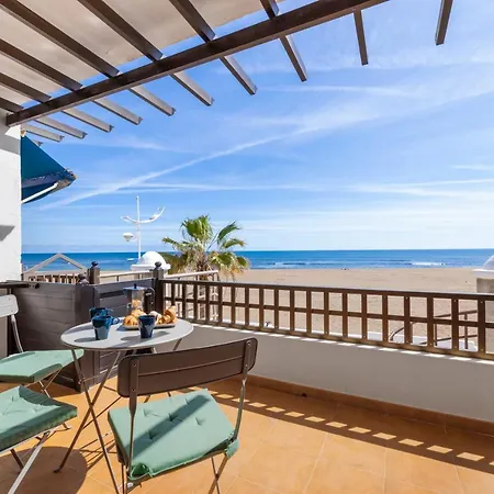 Apartmán Home2book Charming Seashell Beachview Playa Honda (Lanzarote)