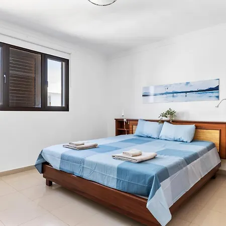 Home2book Charming Seashell Beachview Apartmán *